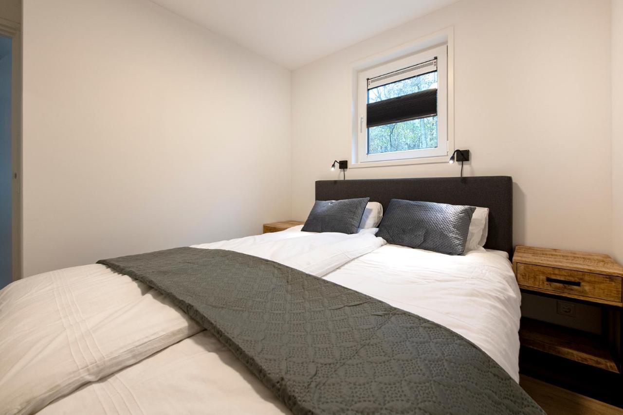 95, 2 King Size Bedden - Airco - Gelegen Aan De Kampina - Recreational Only Oisterwijk