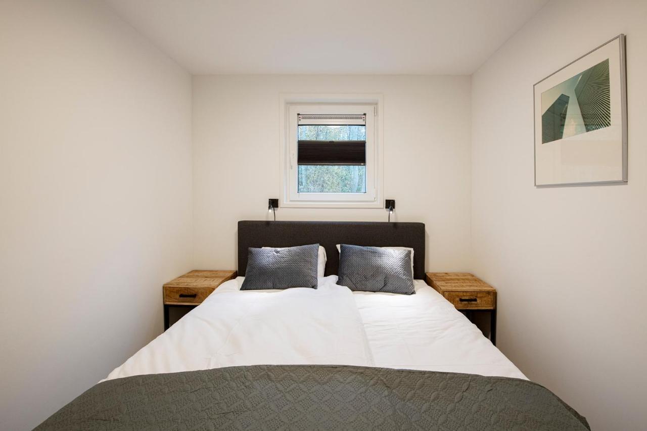 95, 2 King Size Bedden - Airco - Gelegen Aan De Kampina - Recreational Only Oisterwijk